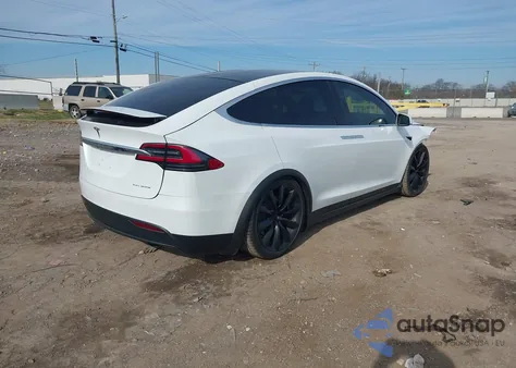 2020 Tesla Model X Long Range Dual Motor All-Wheel Drive/Long Range Plus Dual Motor All-Wheel Drive z USA, uszkodzony, nr VIN 5YJXCBE26LF239280